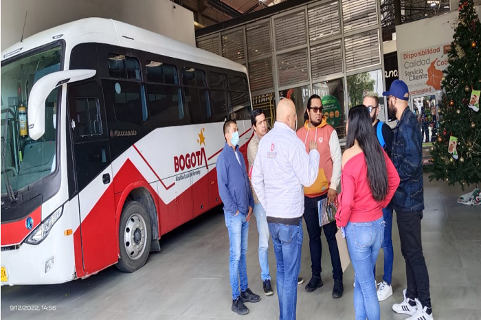 Funcionarios de la Contraloría de Bogotá D.C. en visita al Fondo de Desarrollo Local de Kennedy 